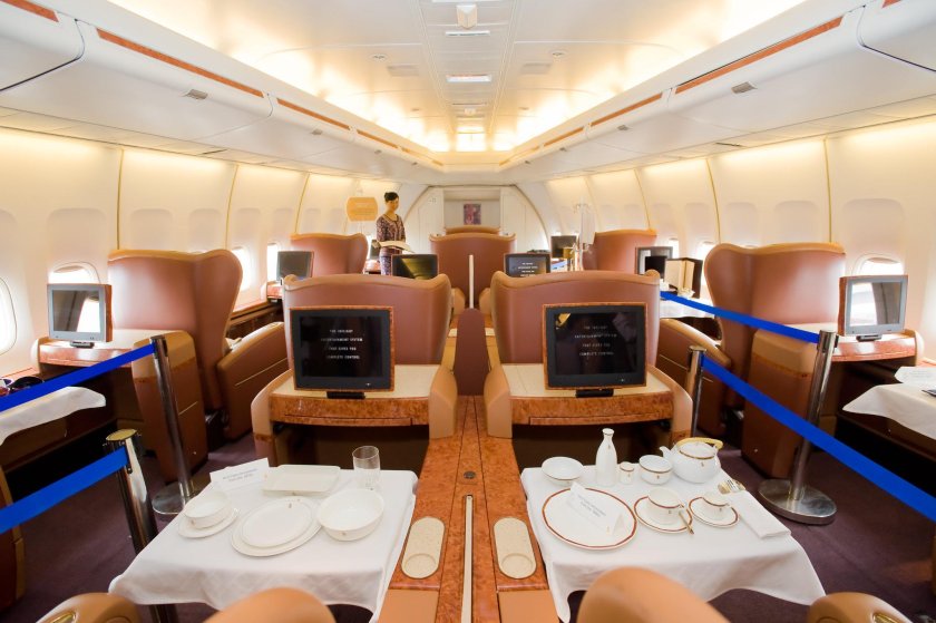 Боинг 747-400 салон