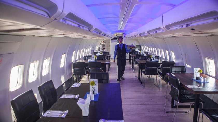 Boeing 747 салон верхняя палуба