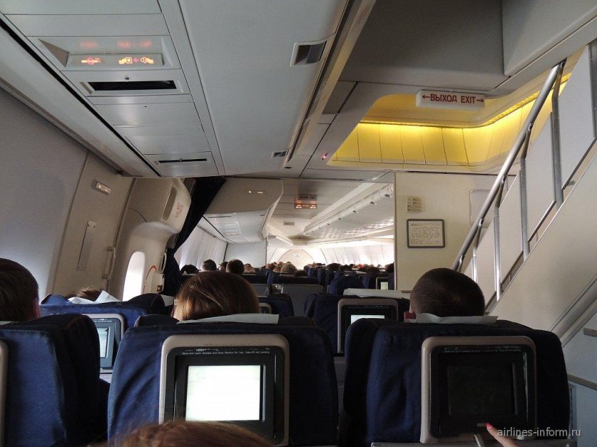 Салон самолета Боинг 747