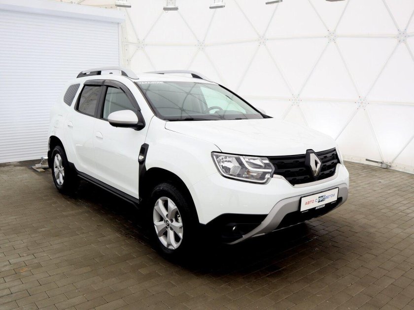 Белый Renault Duster II 1.3 CVT (150 Л.С.) 4wd с пробегом