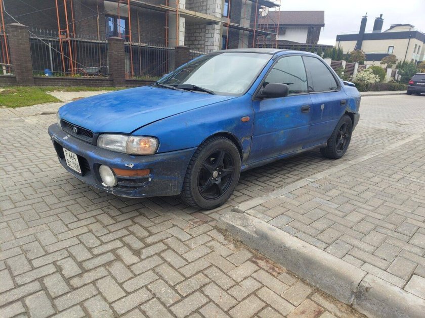 Subaru impreza 1995 blue