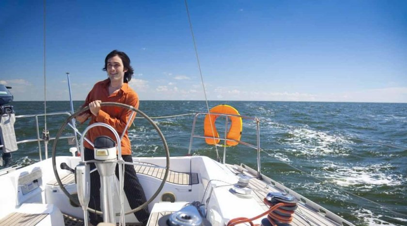 Штурвал яхты