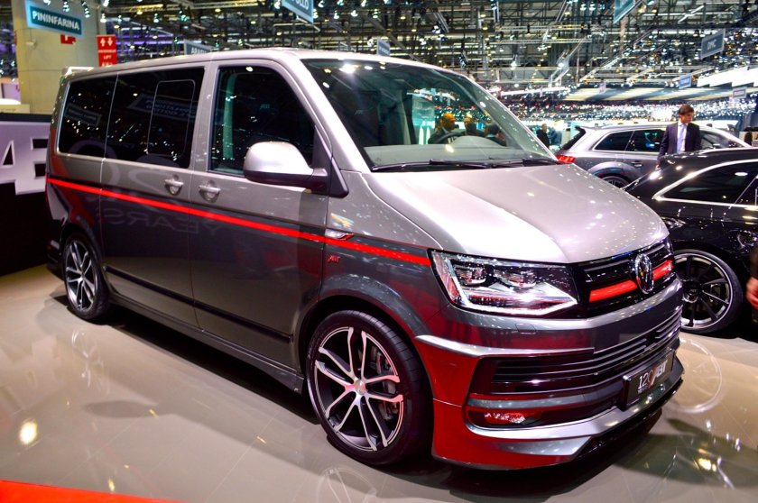 Фольксваген Мультивен т5