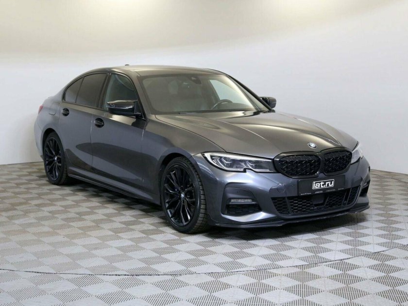 Серая бмв
