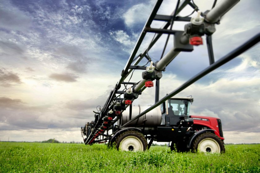 Опрыскиватель самоходный "versatile" sx275