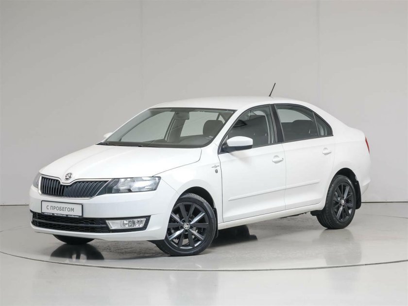 Шкода Рапид 2016 белая