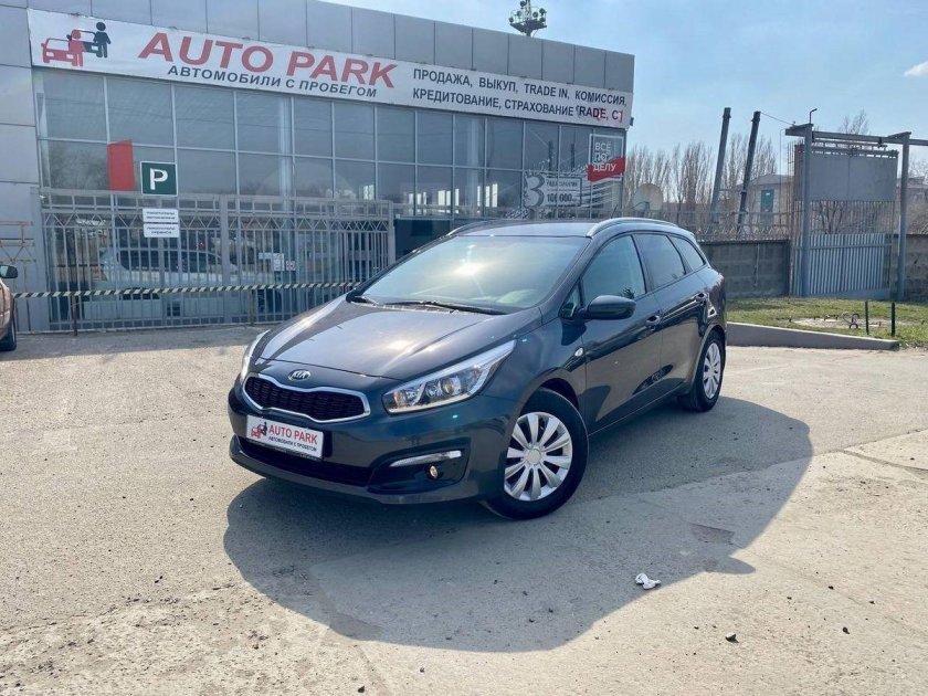 Хендай Солярис 2014 года серый