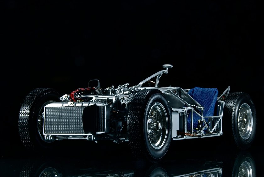 Maserati birdcage 1/43