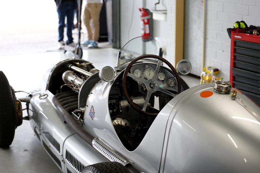 Maserati 6 клапанов