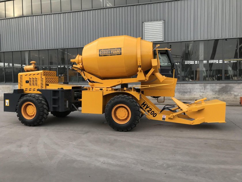 Бетоносмеситель с самозагрузкой