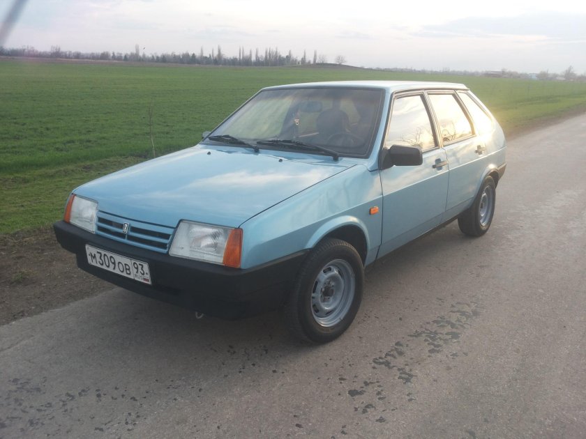 ВАЗ 2109 серо голубая