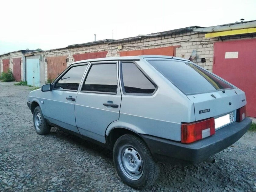 ВАЗ Lada 21093
