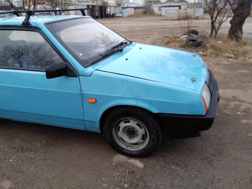 ВАЗ 2108 голубая
