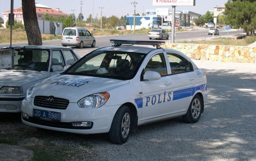 Полицейский автомобиль Турция