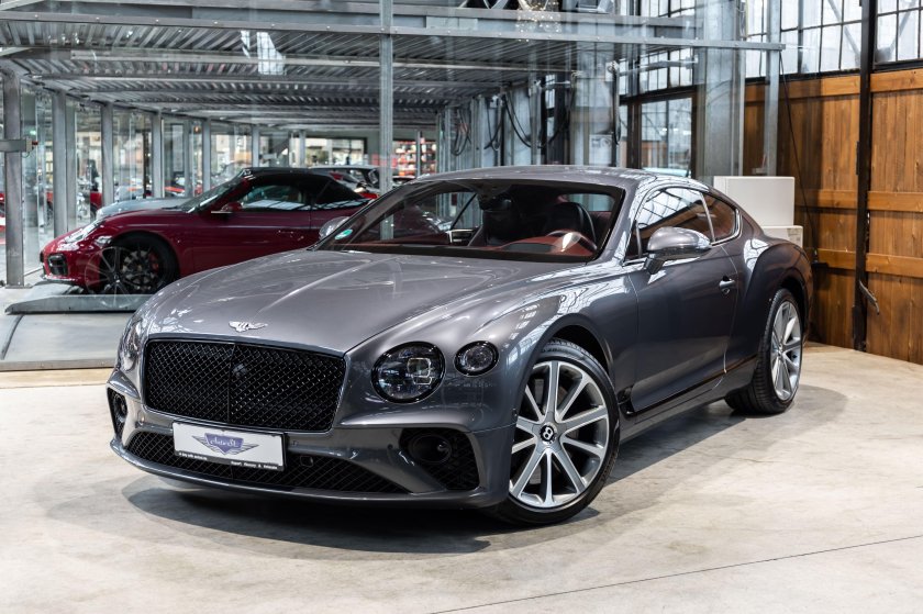 Bentley continental gt 2023