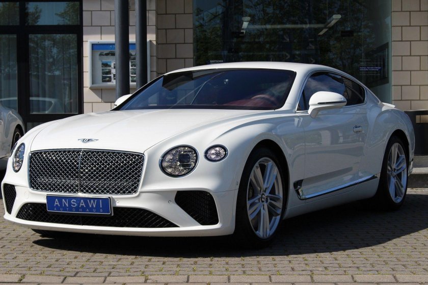 Бентли Континенталь 2021