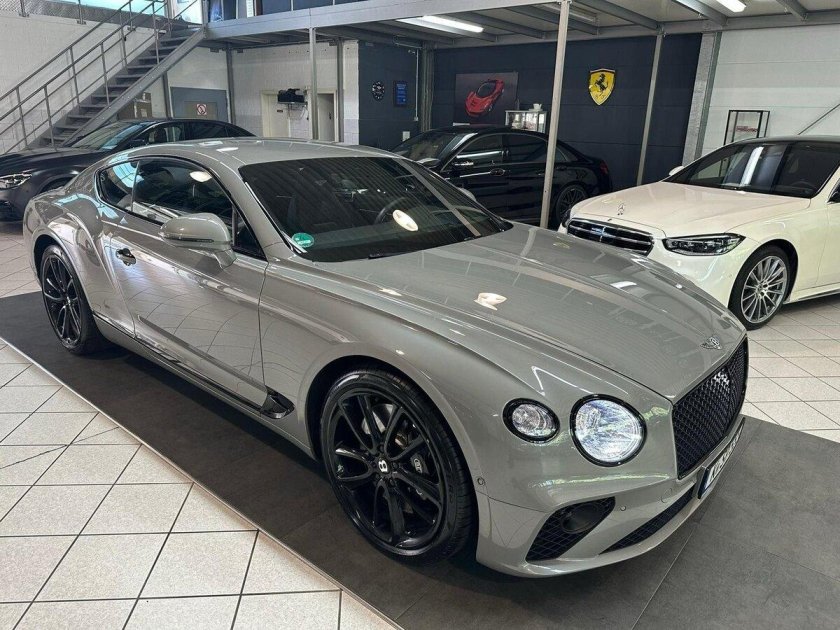 Машина bentley continental gt