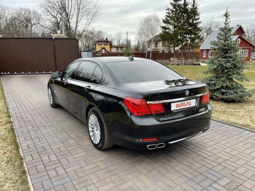 Bmw 750 li xdrive