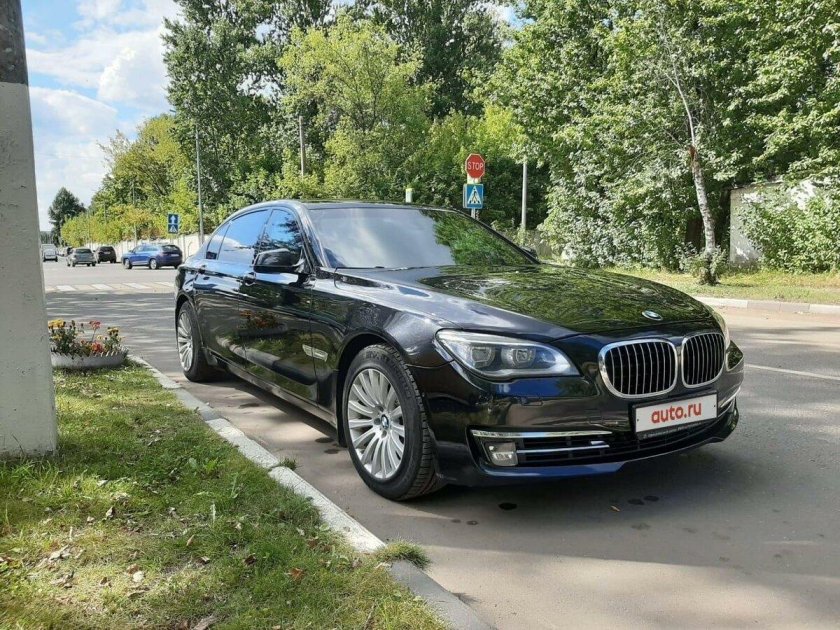 Бмв 7 серии 2012