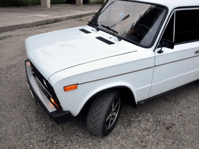 ВАЗ 2106 белая