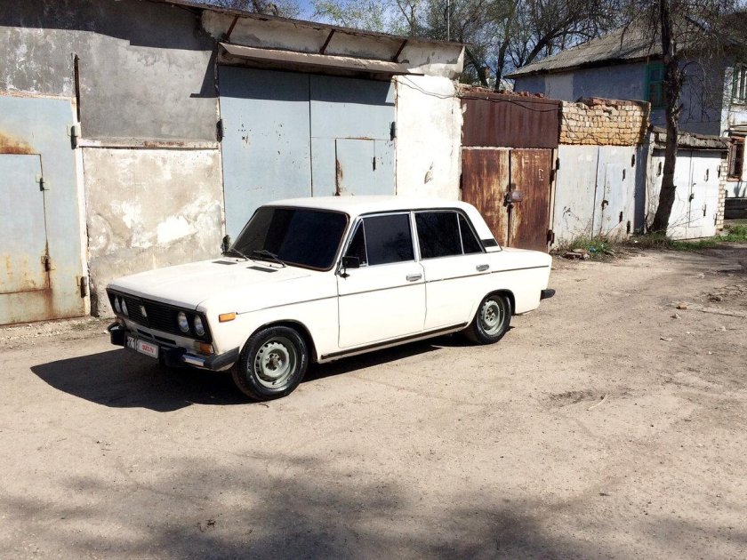 ВАЗ 2106 белая тонированная