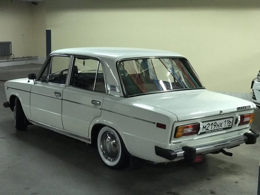 Лада 2106 белая