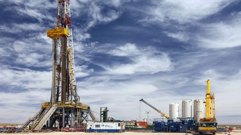 Бурение скважин на нефть и ГАЗ