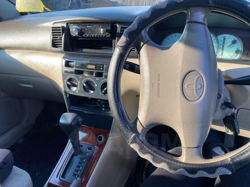 Тойота королла 2002