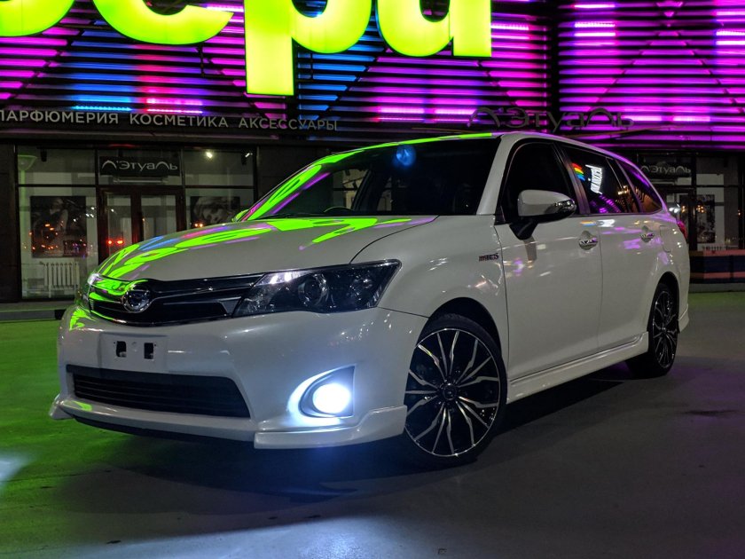 Тойота Королла Филдер гибрид