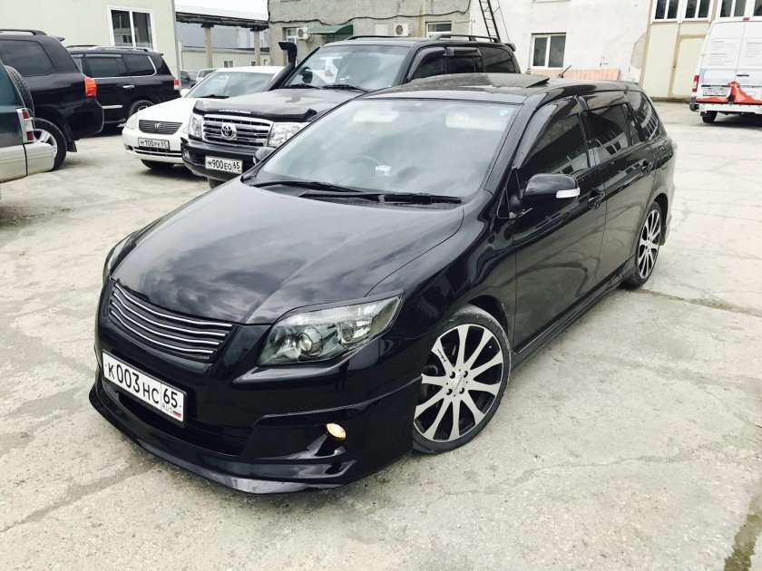 Toyota Fielder 140