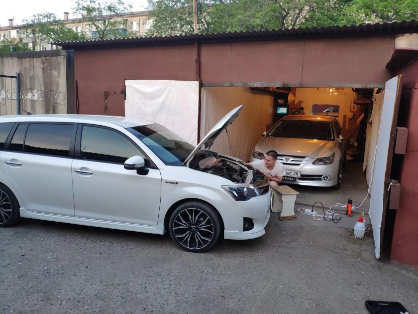 Toyota Fielder 160 кузов