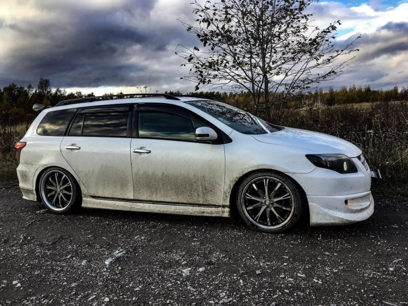 Toyota Corolla Fielder 2017 Tuning