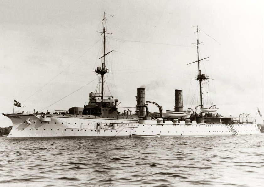 Броненосный крейсер Леон Гамбетта