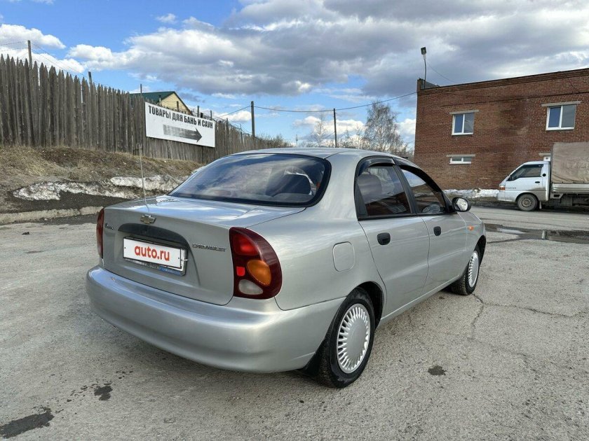 Шевроле ланос 1 поколение