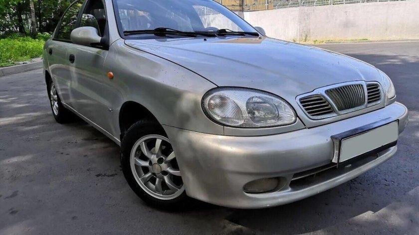 Chevrolet lanos Silver (fe87-7052)