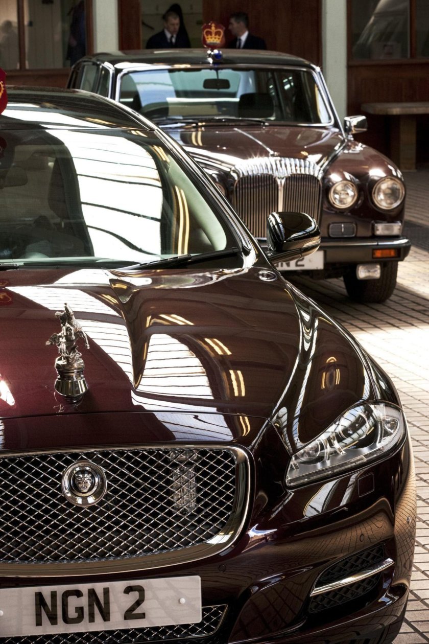 Royal автомобиль