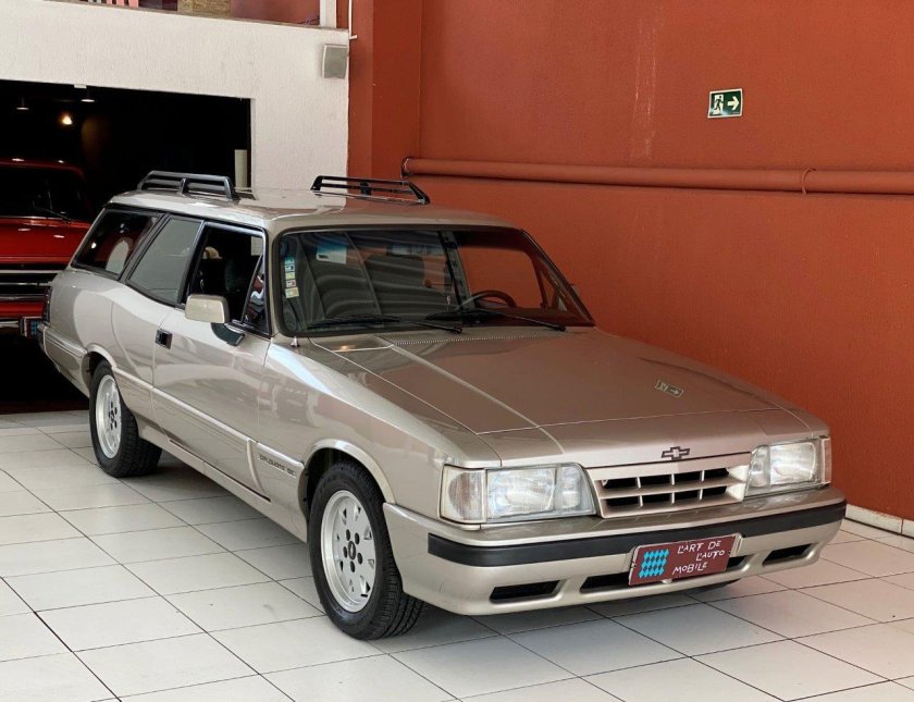 Chevrolet caravan ss6