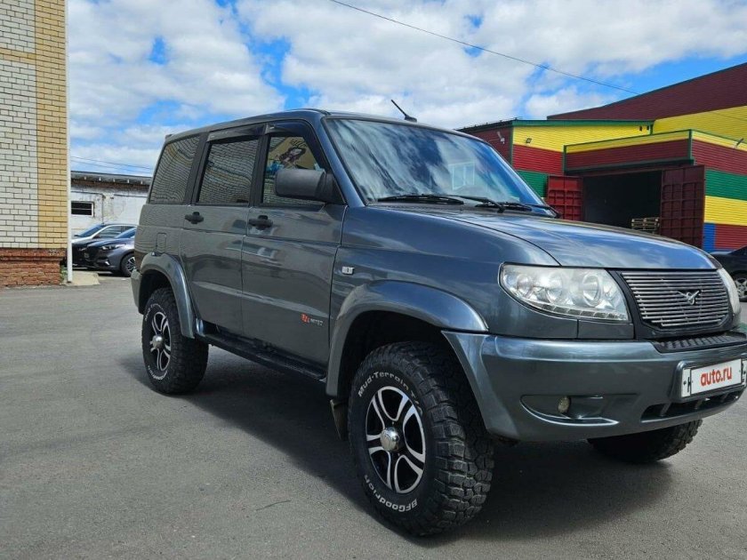 Уаз патриот 2008 серый