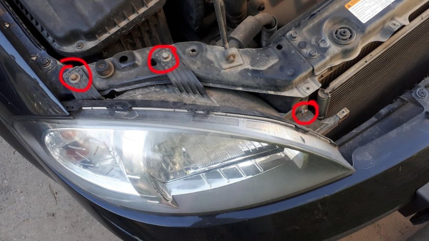 Лампы фары Chevrolet Lacetti хэтчбек