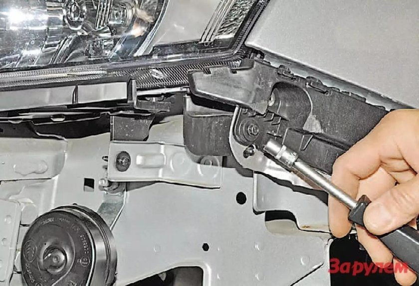 Снятие фар Шевроле Круз