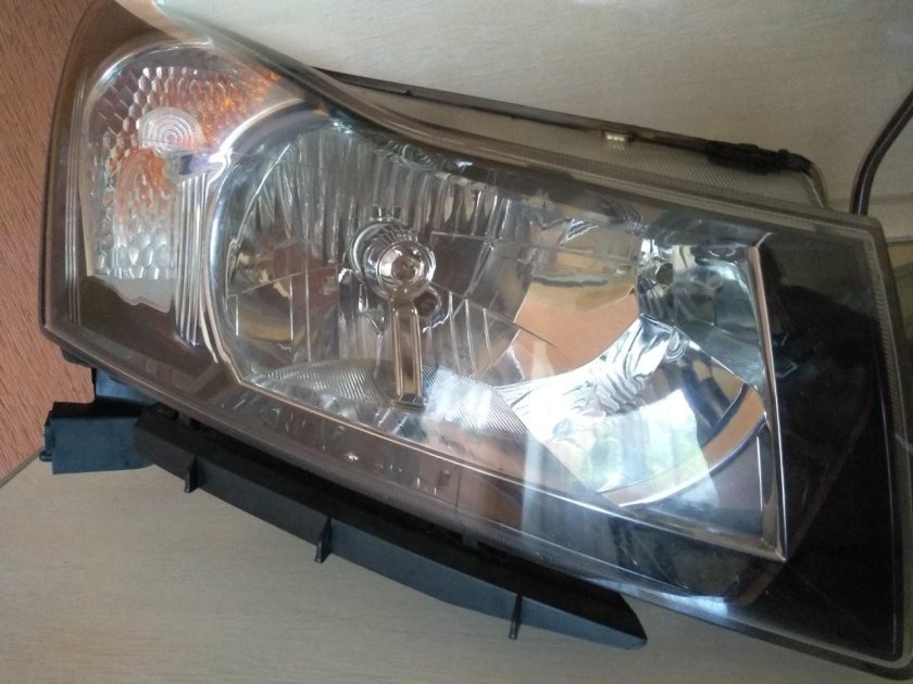 Левая фара шевроле круз