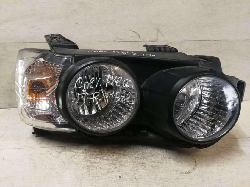 Шевроле Авео 2012 фары