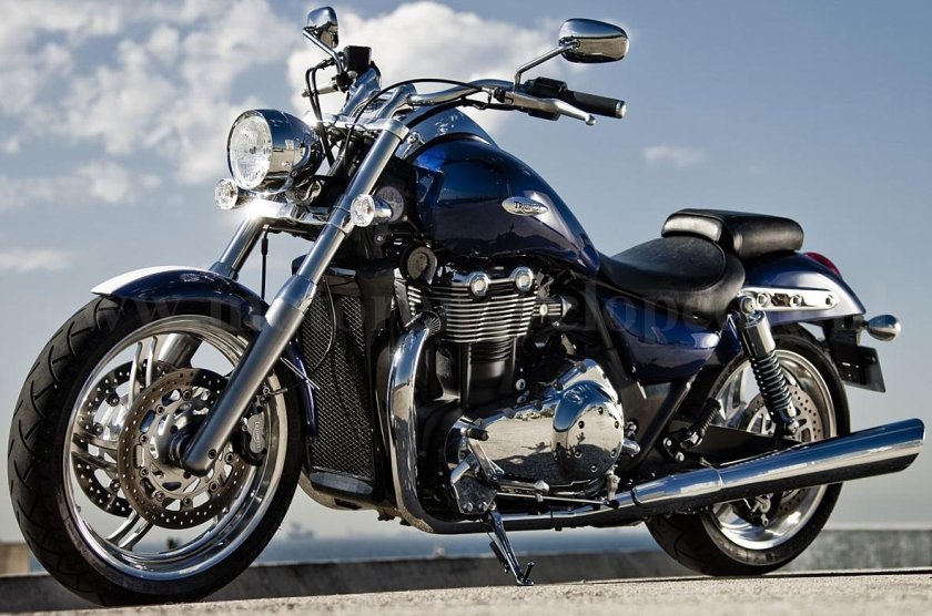 Мото Триумф Тандерберд 1600