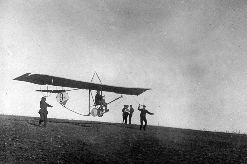 Планер АВФ-10