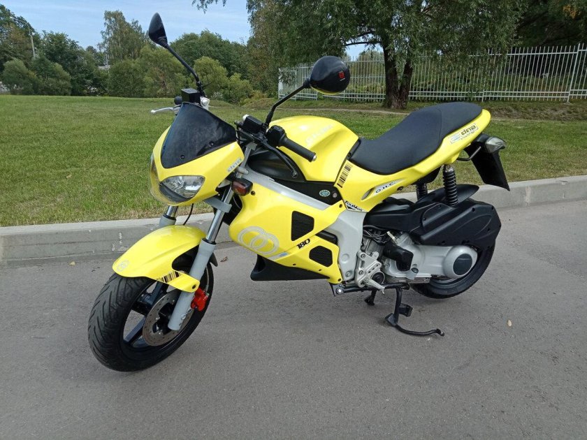 Скутер Gilera DNA 50