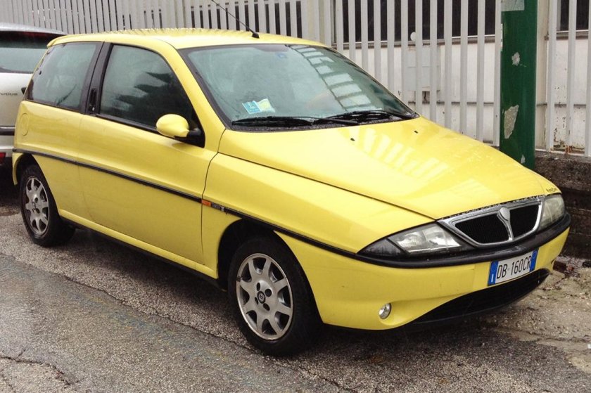 Lancia 1998