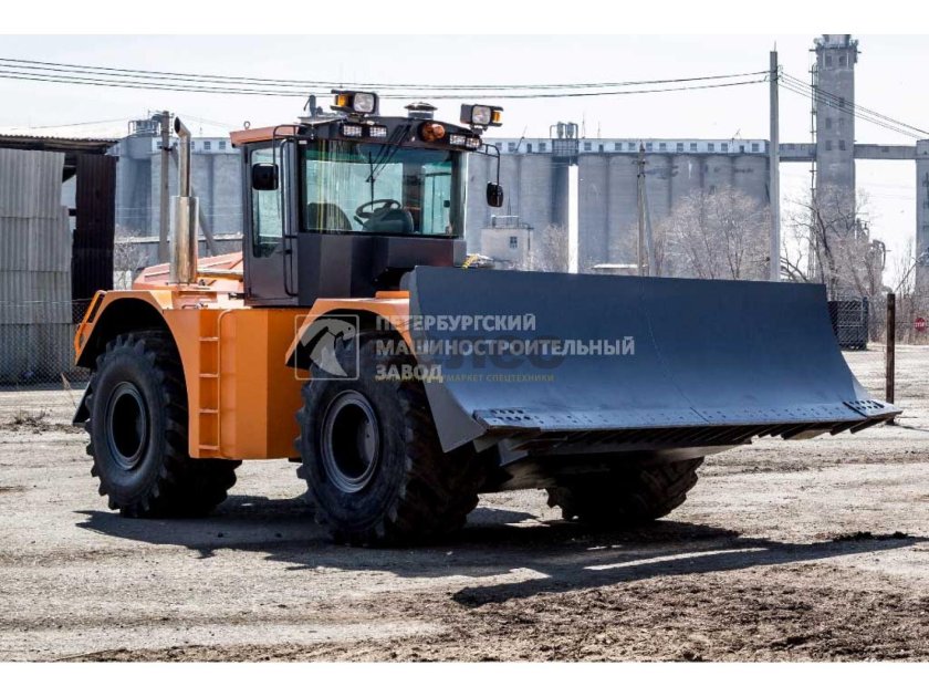 Бульдозер колесный