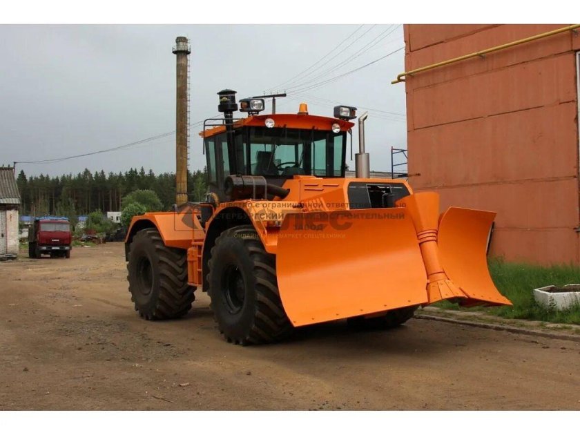 Станислав 704 трактор