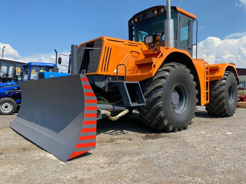 Бульдозер колесный кировец к-702мба-01-бку