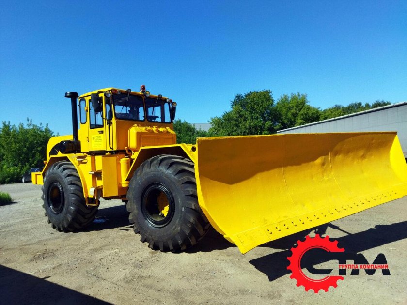 Кировец к 700 грейдозер